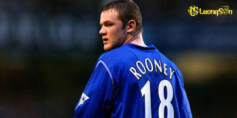 Số áo Rooney ở chương đầu sự nghiệp là 18