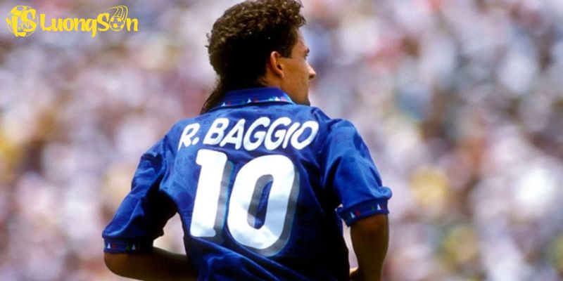 Cầu thủ mang áo số 10 Roberto Baggio